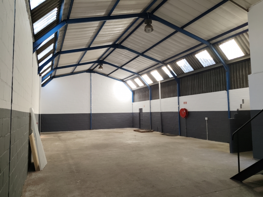 To Let Commercial Property for Rent in Okavango Park Western Cape
